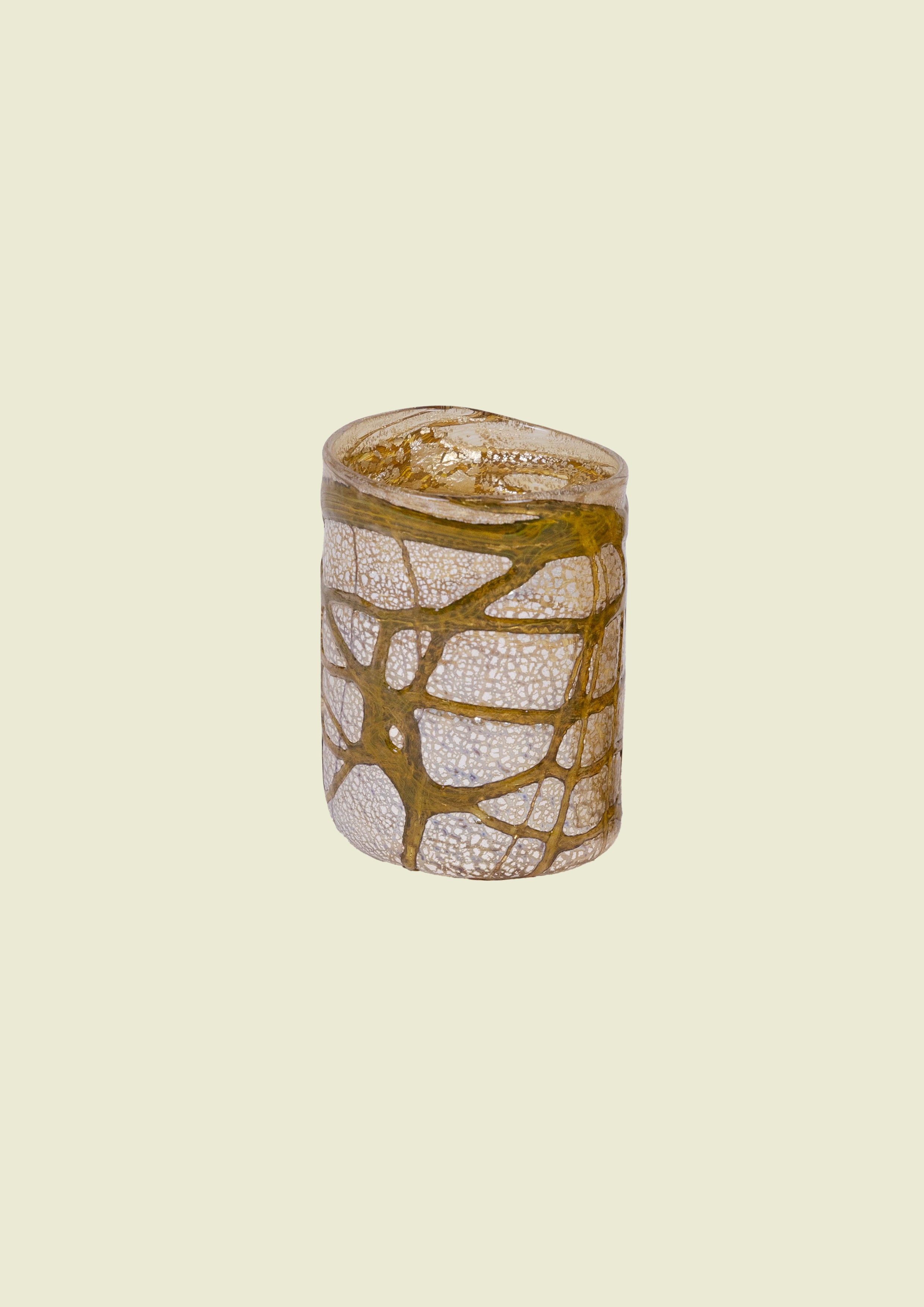 Hand-blown Venetian glass tumbler in gold and amber tones with pure silver leaf, handcrafted in Venice by Forma Comptus
